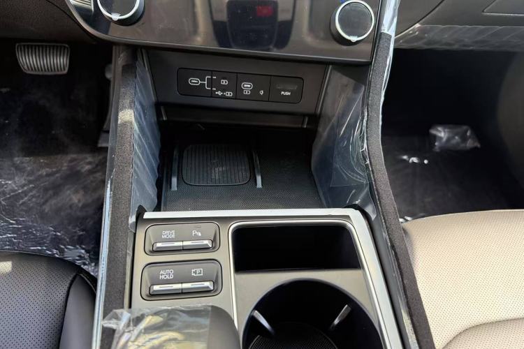 Used Hyundai Sonata 2024 1.5T Pro Interior 4