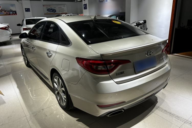 Used Hyundai Sonata 2015 1.6T GLX Advanced Model Exterior 3