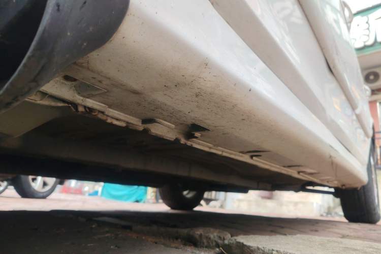 Used Hyundai Sonata 2004 2.0L Manual Standard Edition Chassis Front Left