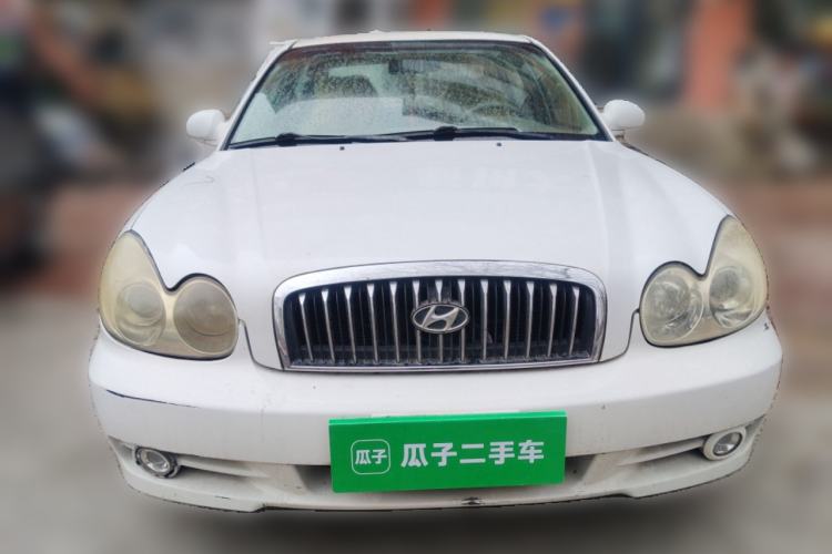 Used Hyundai Sonata 2004 2.0L Manual Standard Edition Front
