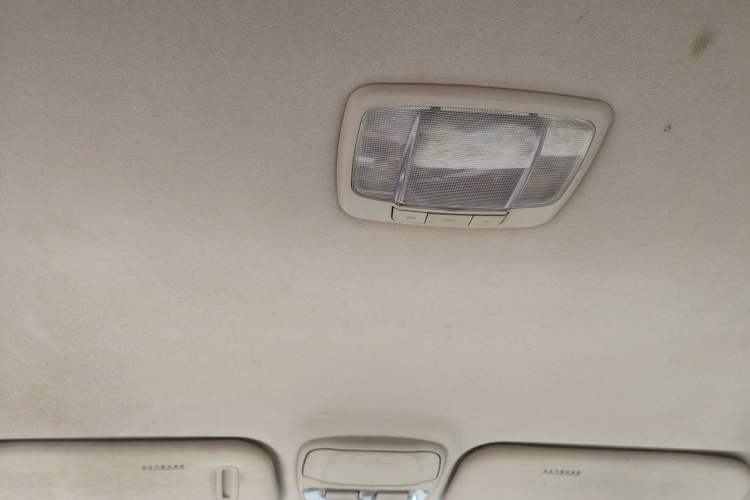 Used Hyundai Sonata 2004 2.0L Manual Standard Edition Headliner