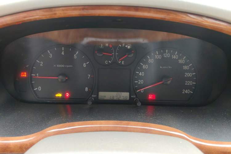 Used Hyundai Sonata 2004 2.0L Manual Standard Edition Instrument Cluster