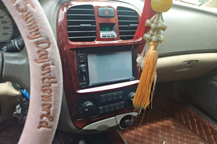 Used Hyundai Sonata 2006 2.0L Manual Standard Edition Audio And AC Panel