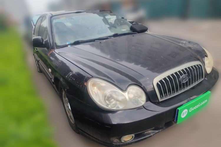 Used Hyundai Sonata 2006 2.0L Manual Standard Edition Front Right 45 Deg