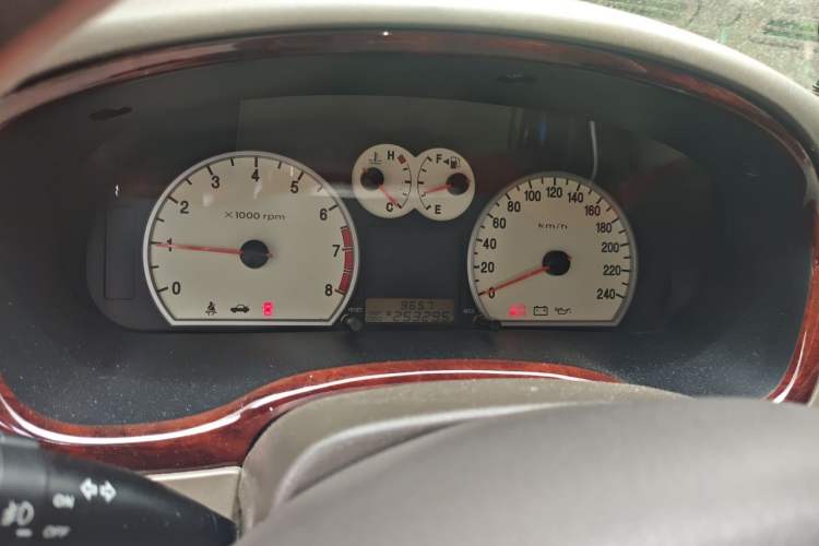 Used Hyundai Sonata 2006 2.0L Manual Standard Edition Instrument Cluster