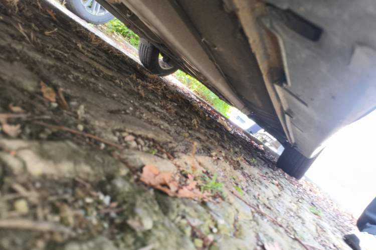 Used Hyundai Sonata 2011 2.0L Automatic Luxury Edition Chassis Front Left