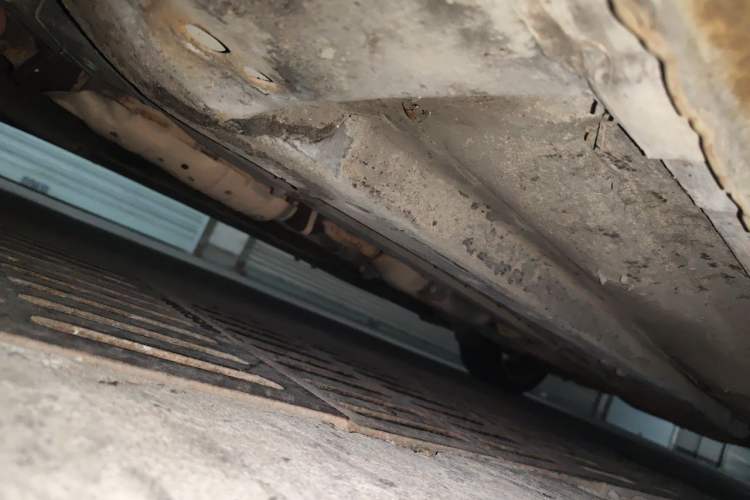 Used Hyundai Sonata 2011 2.4L Automatic Top-Tier Version Chassis Front Left