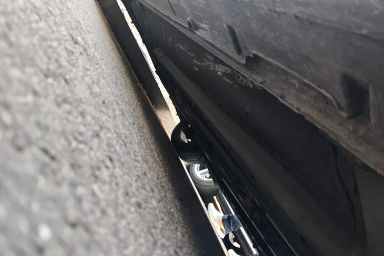 Used Hyundai Sonata 2011 2.0L Automatic Luxury Edition Chassis Front Right