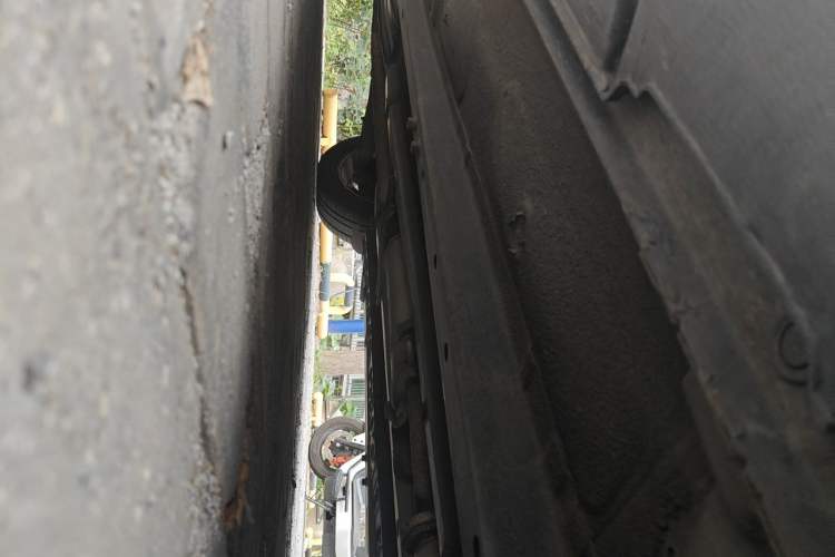 Used Hyundai Sonata 2011 2.0L Automatic Fashion Edition Chassis Front Right