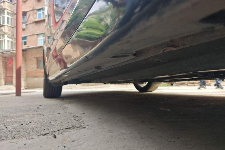 Used Hyundai Sonata 2011 2.0L Automatic Luxury Edition Chassis Front Right