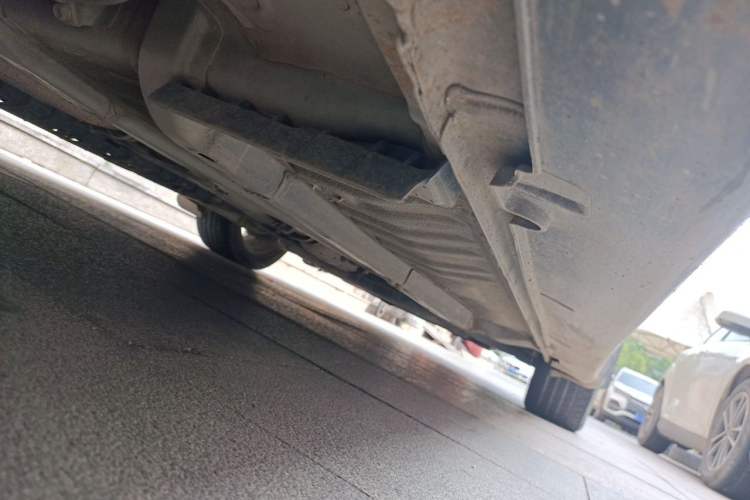 Used Hyundai Sonata 2011 2.0L Automatic Luxury Edition Chassis Rear Right