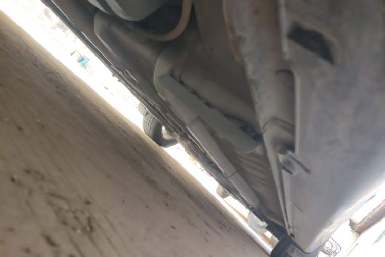 Used Hyundai Sonata 2011 2.0L Automatic Luxury Edition Chassis Rear Right