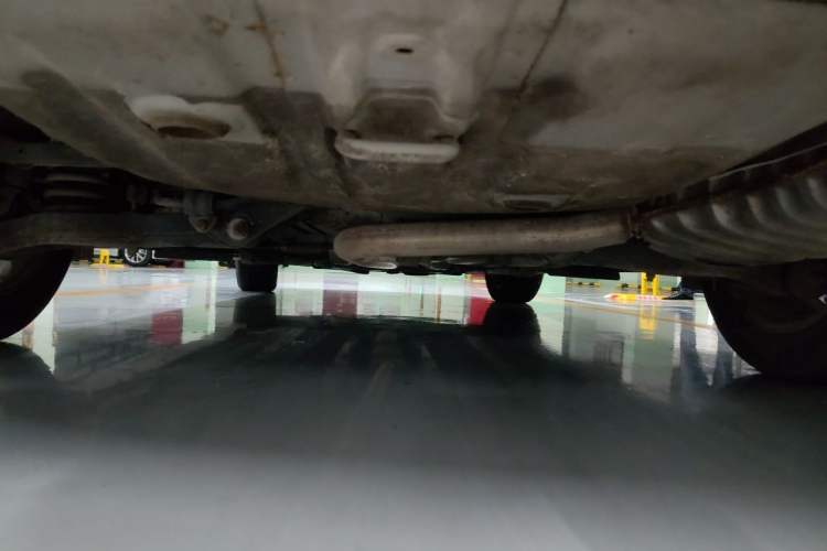 Used Hyundai Sonata 2011 2.0L Automatic Luxury Edition Chassis Rear