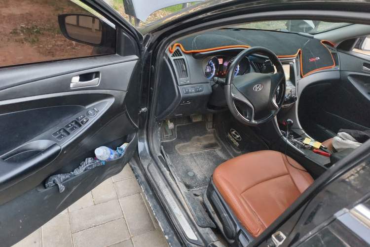 Used Hyundai Sonata 2011 2.0L Automatic Fashion Edition Driver Seat