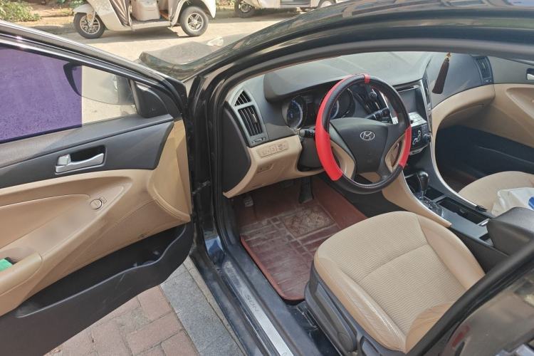 Used Hyundai Sonata 2011 2.0L Automatic Fashion Edition Driver Seat