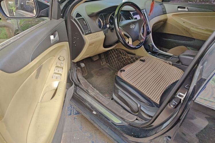 Used Hyundai Sonata 2011 2.0L Automatic Fashion Edition Driver Seat