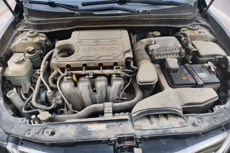 Used Hyundai Sonata 2011 2.0L Automatic Fashion Edition Engine Bay