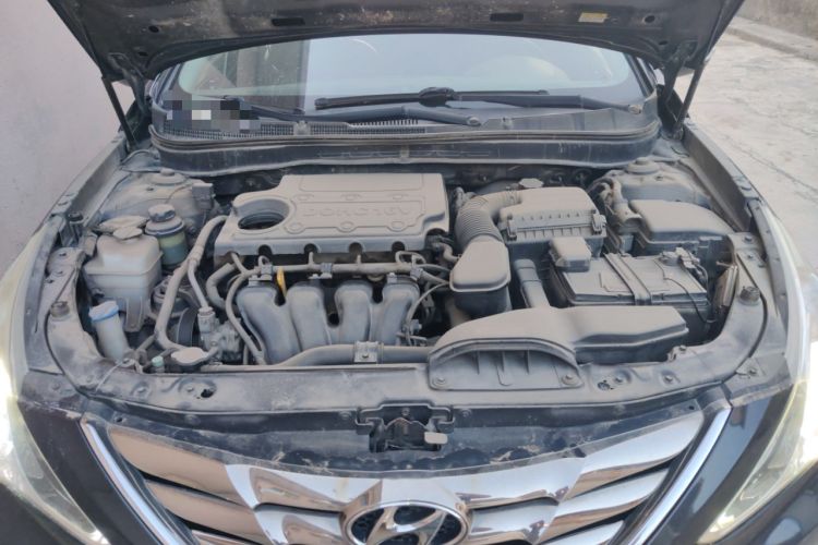 Used Hyundai Sonata 2011 2.0L Automatic Luxury Edition Engine Bay