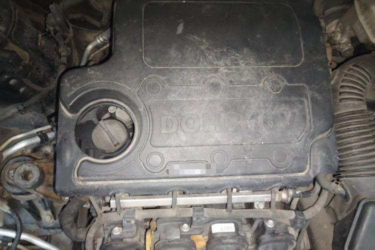 Used Hyundai Sonata 2011 2.4L Automatic Top-Tier Version Engine Bay