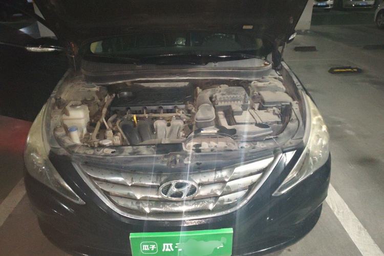 Used Hyundai Sonata 2011 2.0L Automatic Leading Edition Engine Bay