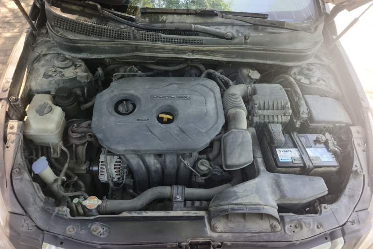 Used Hyundai Sonata 2011 2.0L Automatic Fashion Edition Engine Bay