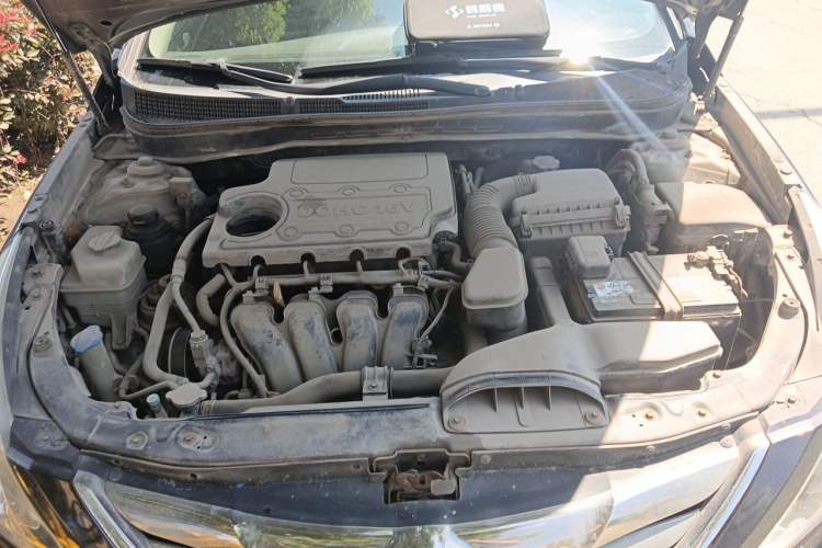 Used Hyundai Sonata 2011 2.0L Automatic Leading Edition Engine Bay