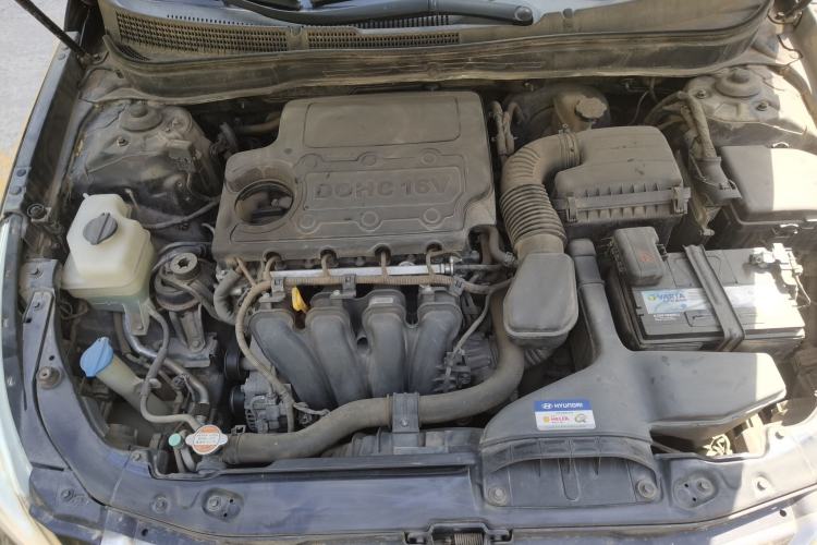 Used Hyundai Sonata 2011 2.0L Automatic Supreme Edition Engine Bay