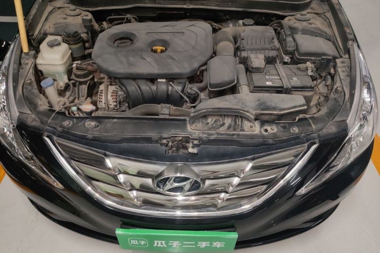 Used Hyundai Sonata 2011 2.0L Automatic Luxury Edition Engine Bay