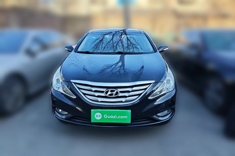 Used Hyundai Sonata 2011 2.0L Automatic Luxury Edition Front