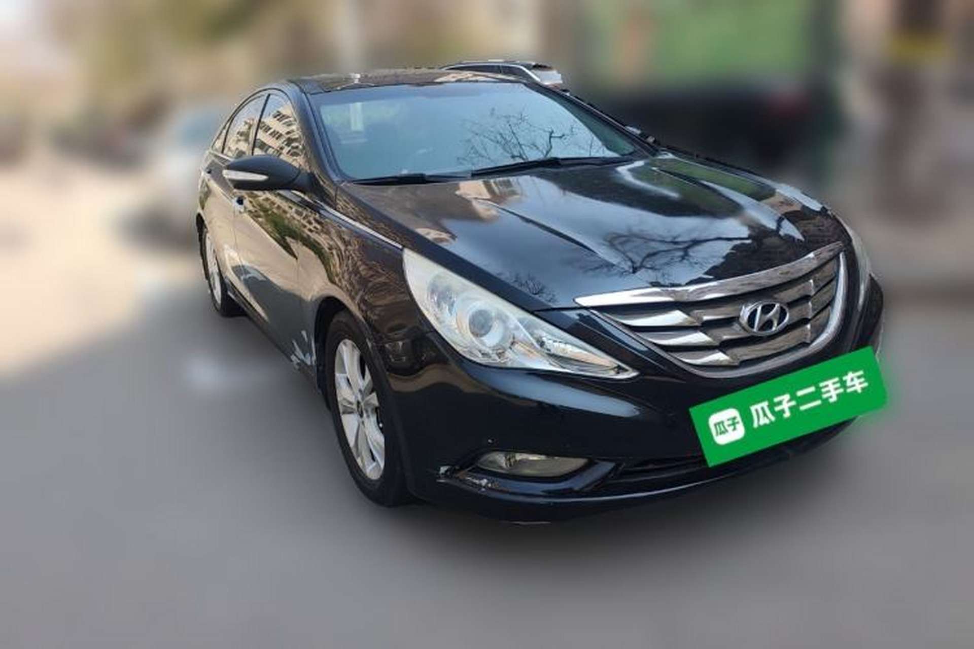 Used Hyundai Sonata 2011 2.0L Automatic Luxury Edition Front Right 45 Deg