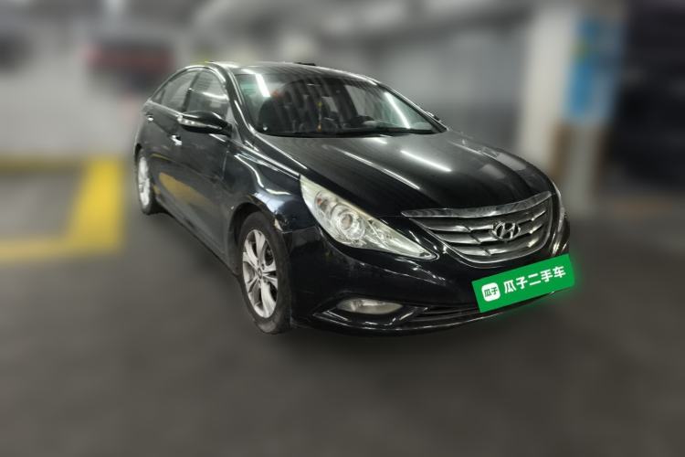 Used Hyundai Sonata 2011 2.0L Automatic Prestige Edition Front Right 45 Deg