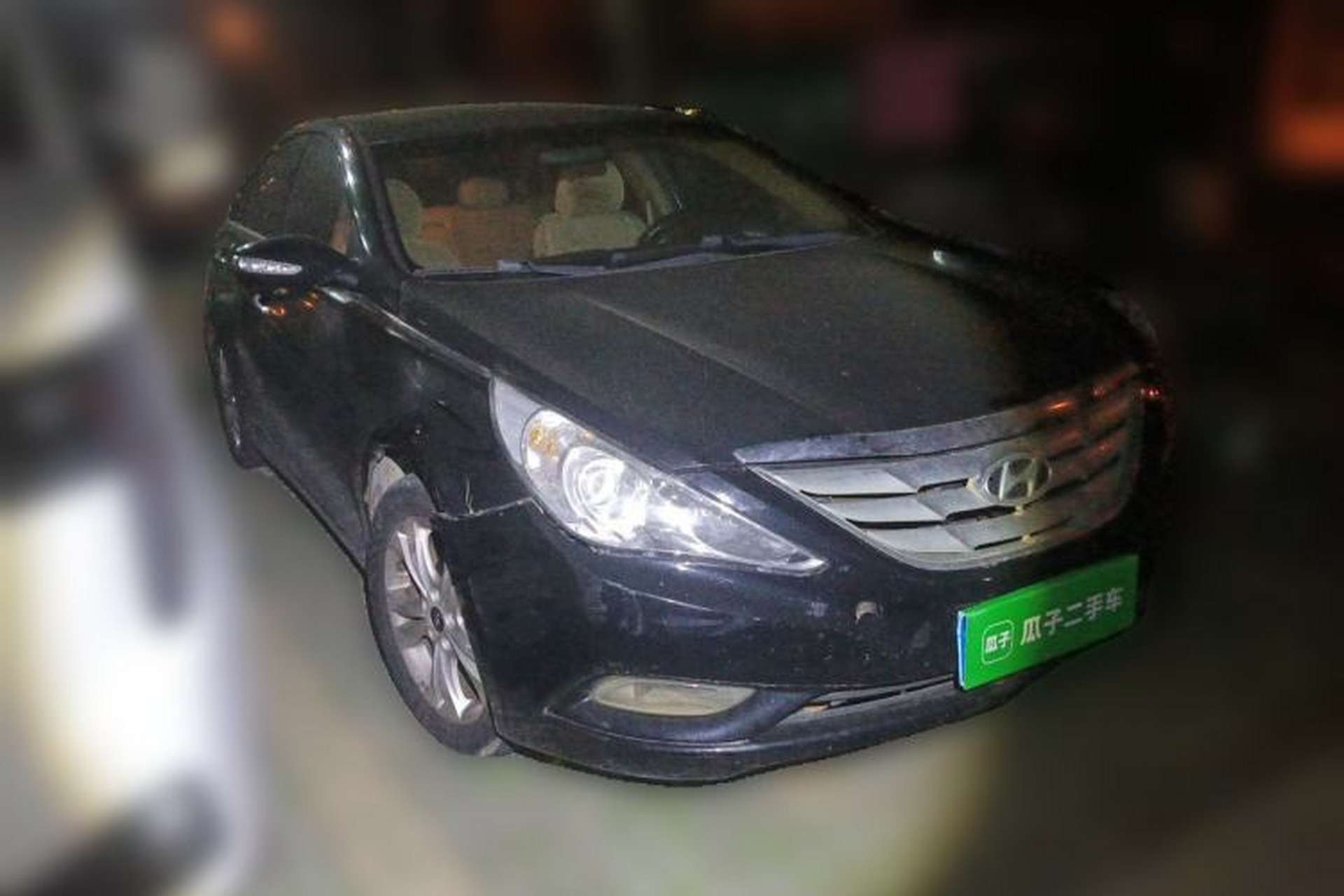 Used Hyundai Sonata 2011 2.0L Automatic Luxury Edition Front Right 45 Deg