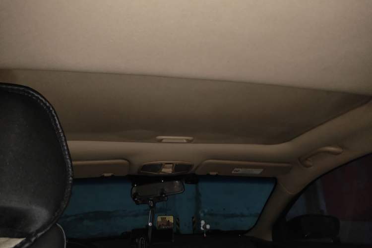 Used Hyundai Sonata 2011 2.0L Automatic Luxury Edition Headliner