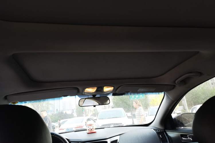 Used Hyundai Sonata 2011 2.0L Automatic Luxury Edition Headliner
