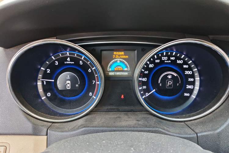 Used Hyundai Sonata 2011 2.0L Automatic Luxury Edition Instrument Cluster