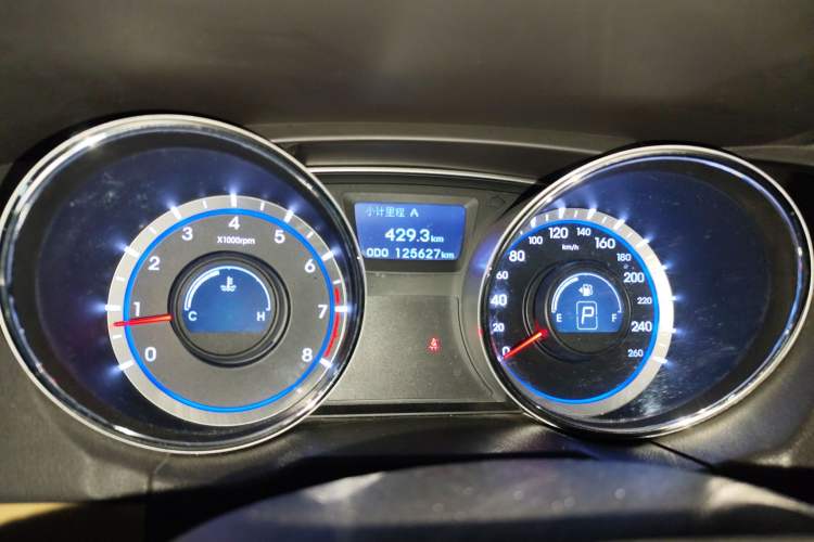Used Hyundai Sonata 2011 2.0L Automatic Fashion Edition Instrument Cluster