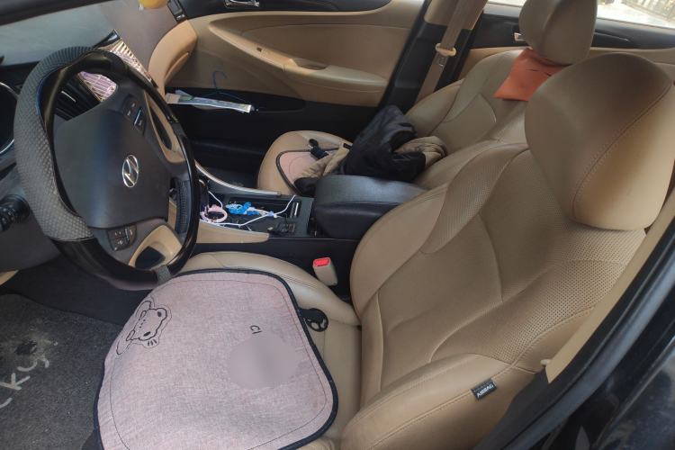 Used Hyundai Sonata 2011 2.0L Automatic Luxury Edition Left Front Seat