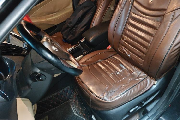 Used Hyundai Sonata 2011 2.0L Automatic Luxury Edition Left Front Seat