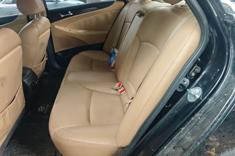 Used Hyundai Sonata 2011 2.0L Automatic Prestige Edition Left Rear Seat