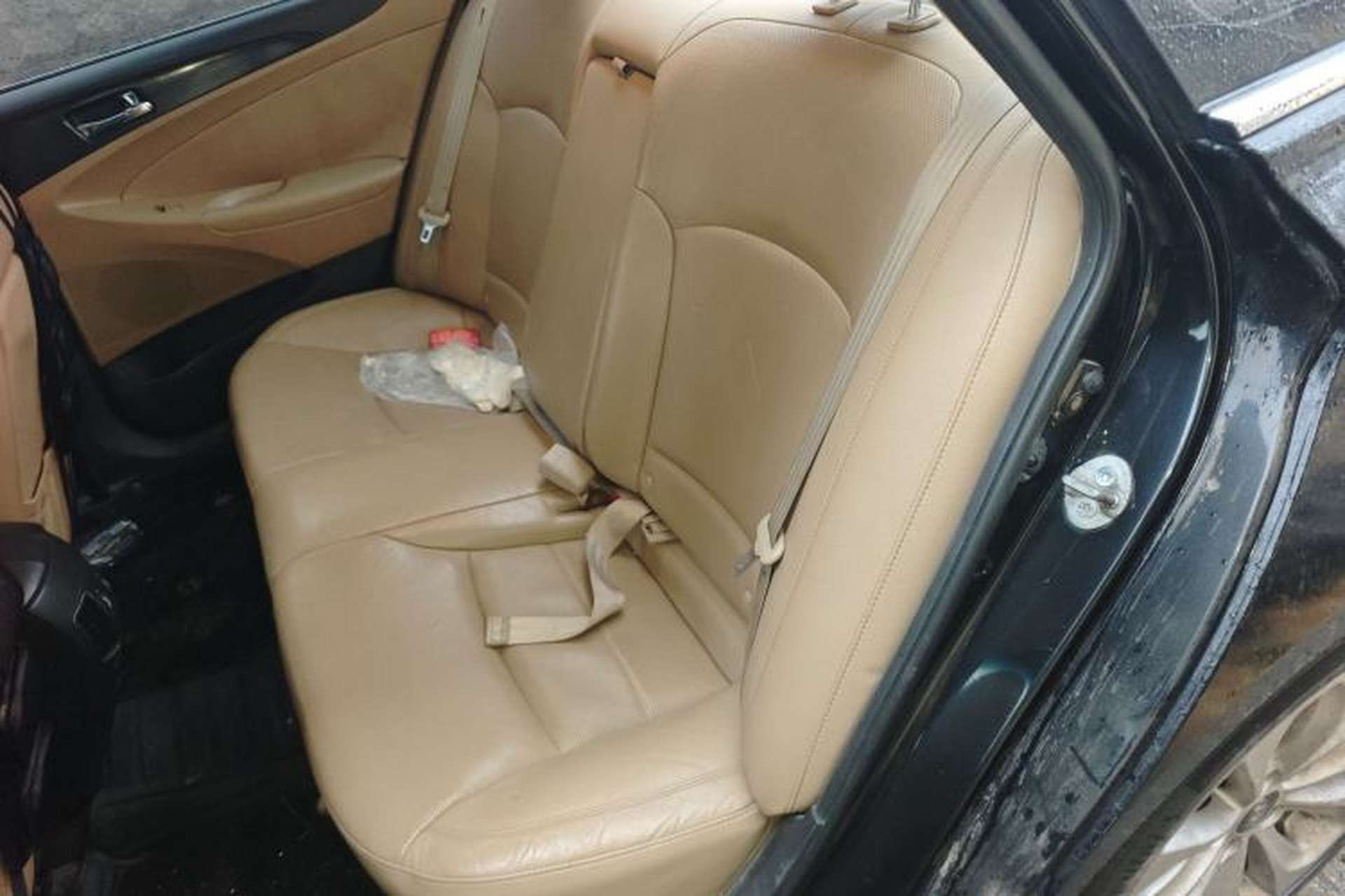 Used Hyundai Sonata 2011 2.0L Automatic Supreme Edition Left Rear Seat