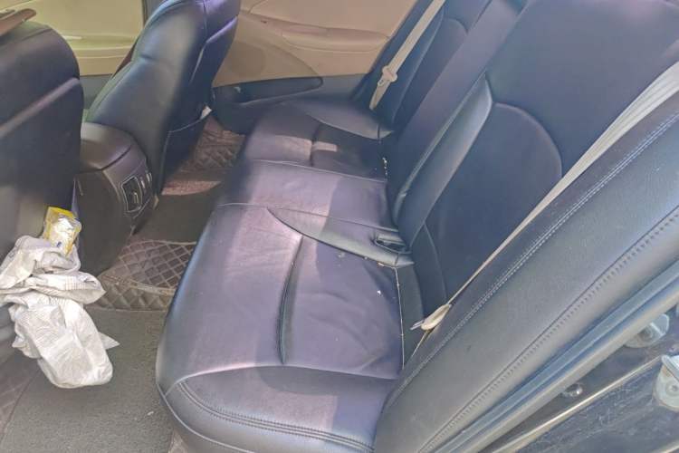 Used Hyundai Sonata 2011 2.0L Automatic Fashion Edition Left Rear Seat