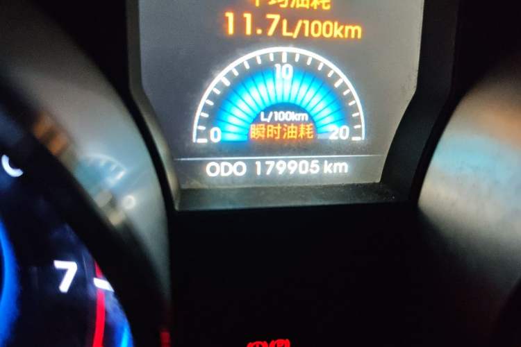 Used Hyundai Sonata 2011 2.0L Automatic Leading Edition Odometer Close Up