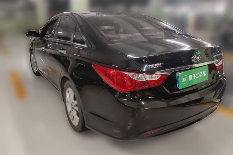 Used Hyundai Sonata 2011 2.0L Automatic Luxury Edition Rear Left 45 Deg