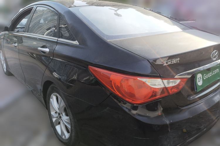 Used Hyundai Sonata 2011 2.0L Automatic Luxury Edition Rear Left 45 Deg