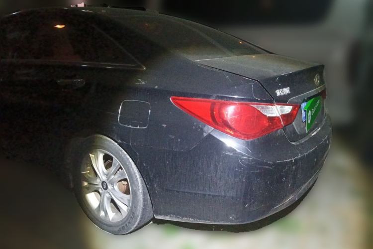 Used Hyundai Sonata 2011 2.0L Automatic Luxury Edition Rear Left 45 Deg