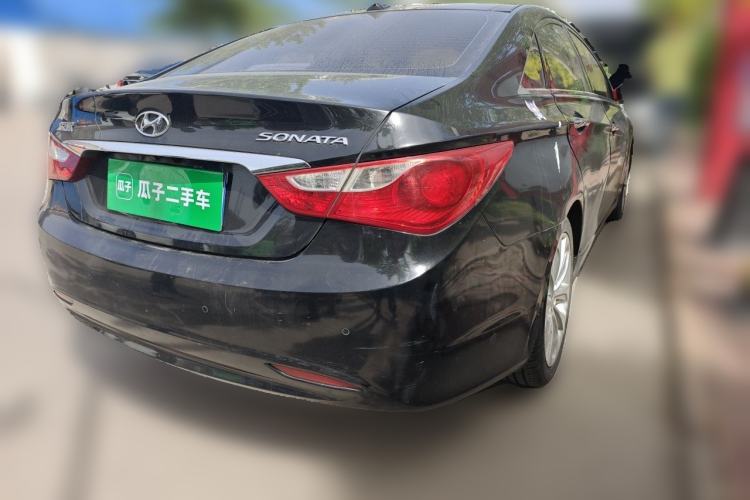 Used Hyundai Sonata 2011 2.4L Automatic Top-Tier Version Rear Right 45 Deg