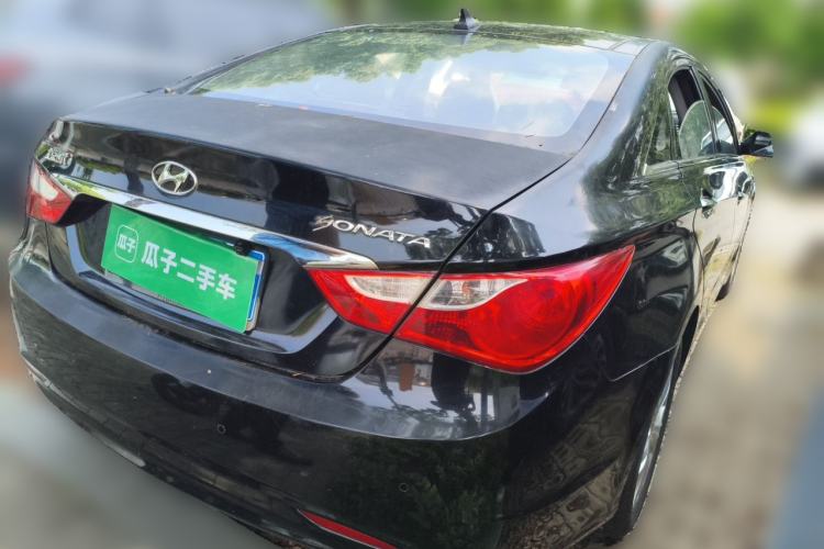 Used Hyundai Sonata 2011 2.0L Automatic Luxury Edition Rear Right 45 Deg