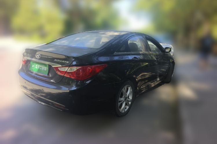 Used Hyundai Sonata 2011 2.0L Automatic Fashion Edition Rear Right 45 Deg