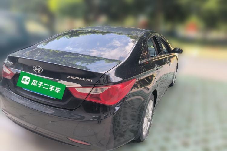 Used Hyundai Sonata 2011 2.0L Automatic Luxury Edition Rear Right 45 Deg