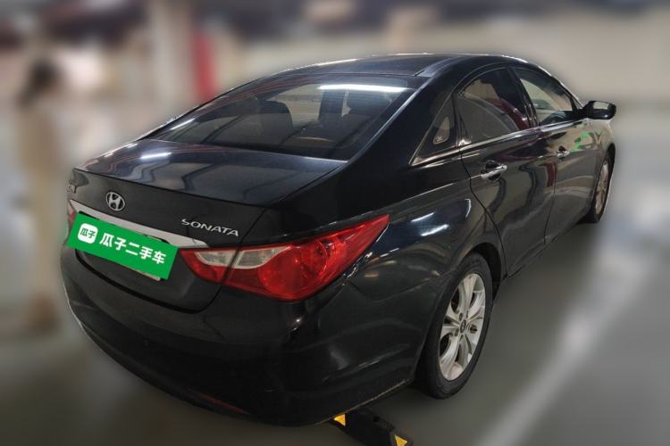 Used Hyundai Sonata 2011 2.0L Automatic Luxury Edition Rear Right 45 Deg